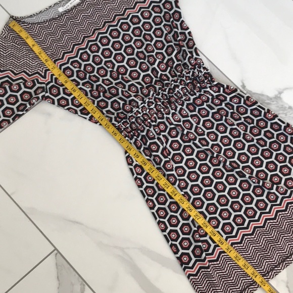 Max Studio Geometrical Dress - Picture 7 of 10